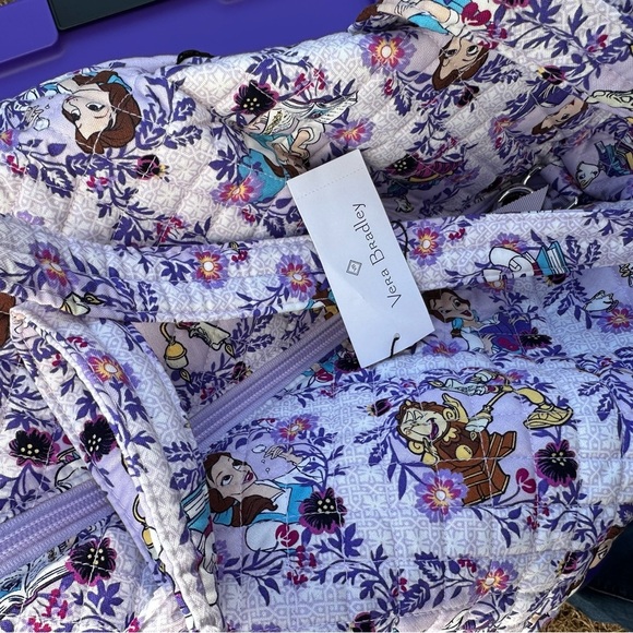 Vera Bradley x Disney Belle Floral Large Travel Duffel Bag NWT and strap - Picture 3 of 9